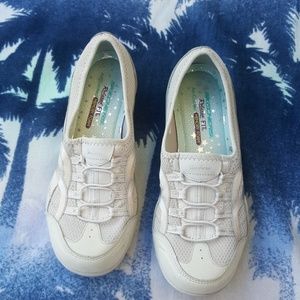 Skechers Relaxed Fit Size 9 Ladies Shoes
